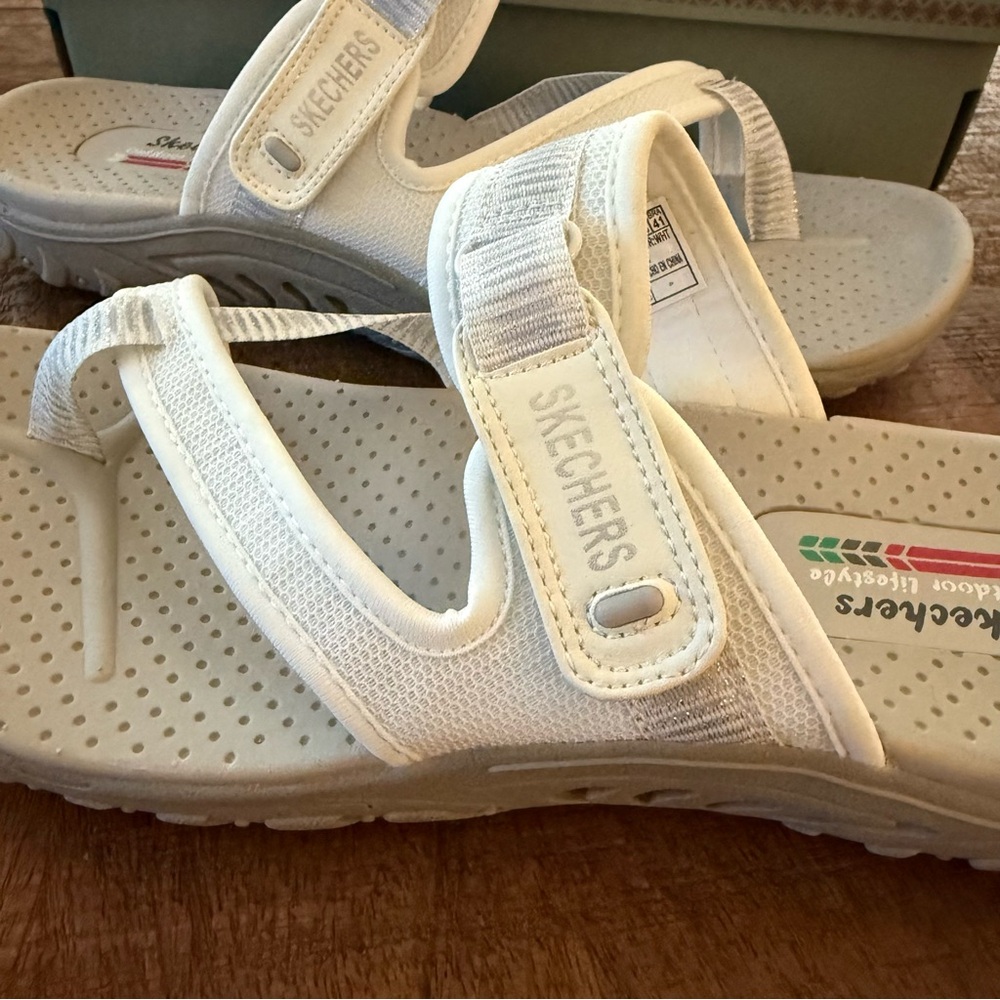 Skechers Women's Reggae Seize The Day Toe Loop Thong Flip Flop Sandal size 11 - Picture 8 of 10